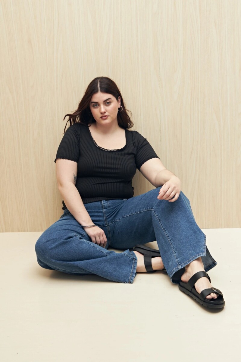 T-SHIRT ALLIE TOBIAS - NEGRO 