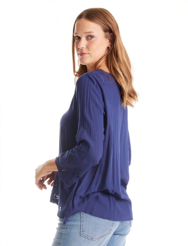 Blusa Bordado Calado AZUL