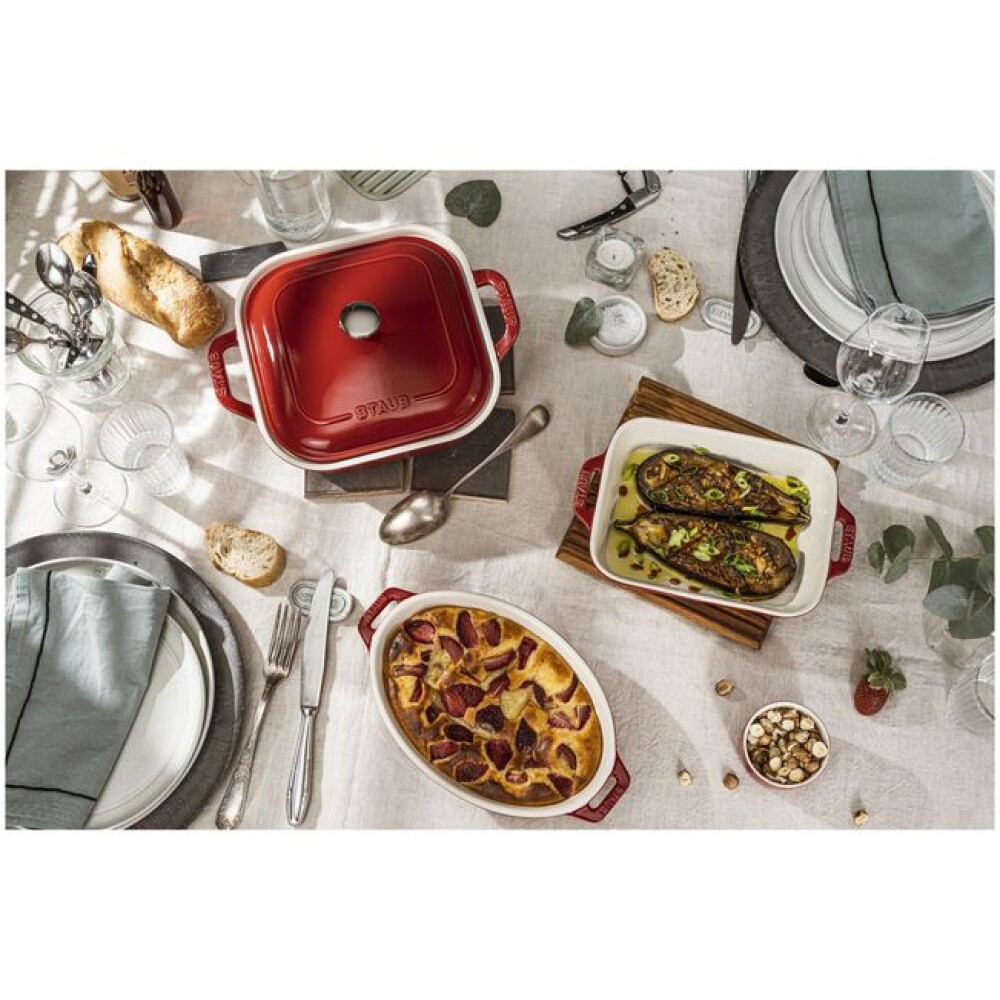 STAUB FUENTE HORNO MED 23 X 17 CM OVAL CHERRY CERAM STAUB FUENTE HORNO MED 23 X 17 CM OVAL CHERRY CERAM