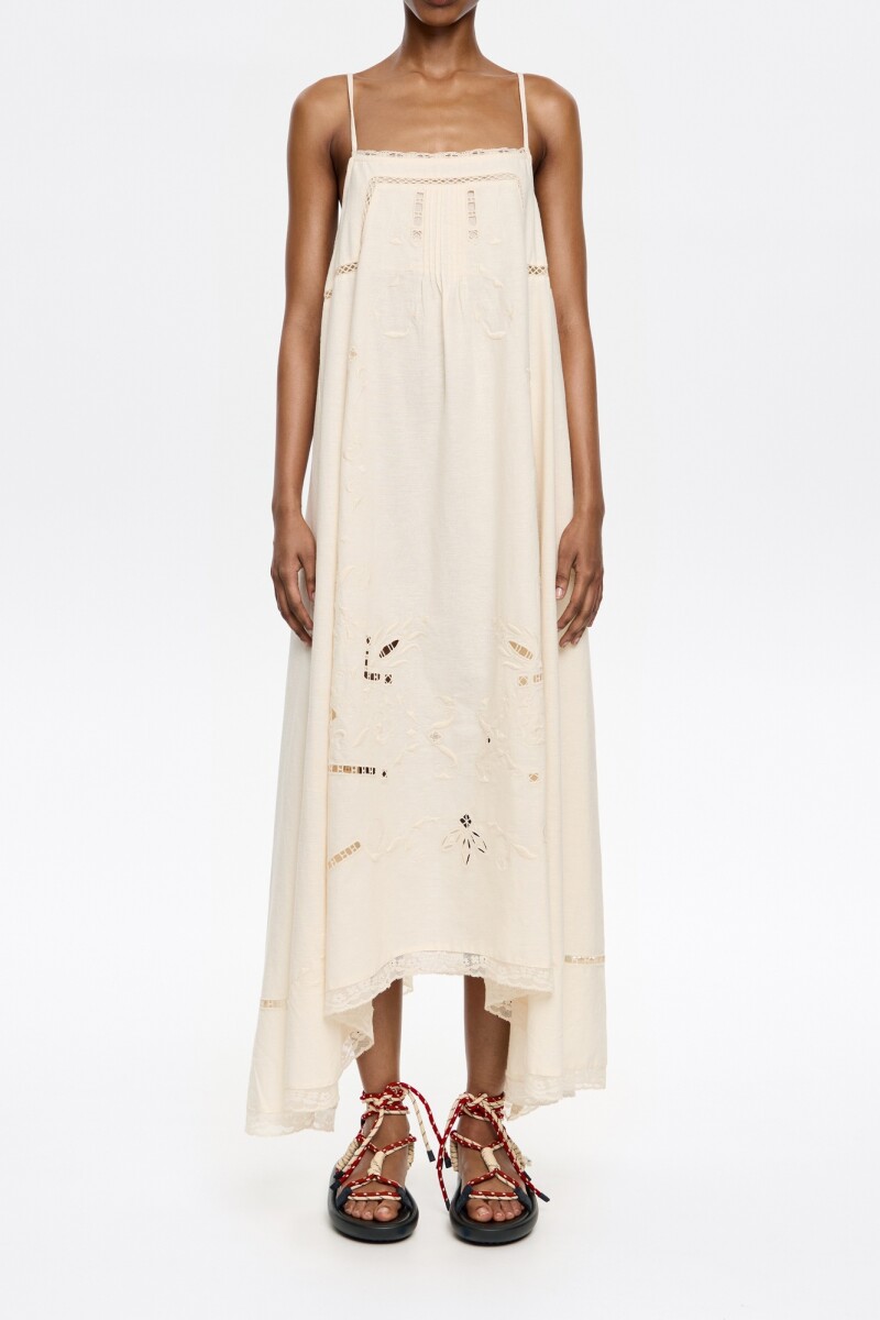 VESTIDO BORDADO 