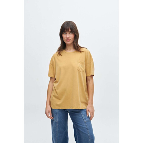 Remera básica Ava Mostaza