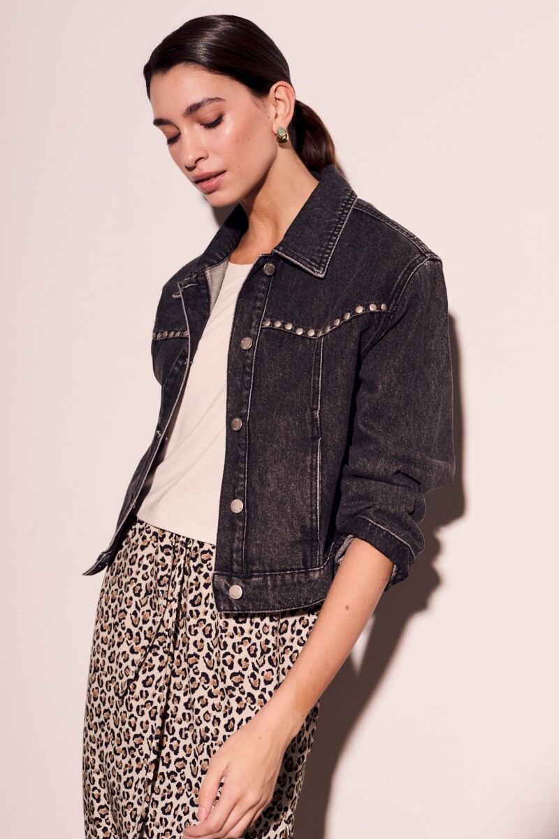 Campera Denim Tachas Gris Oscuro