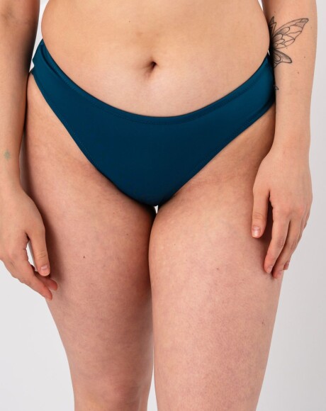 Bikini Chipre Petróleo