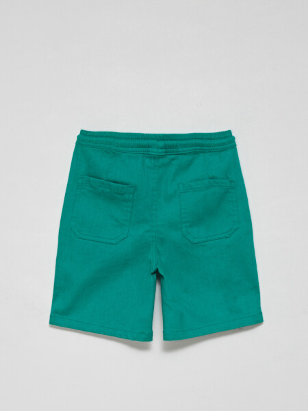Bermuda casual con lavado Verde