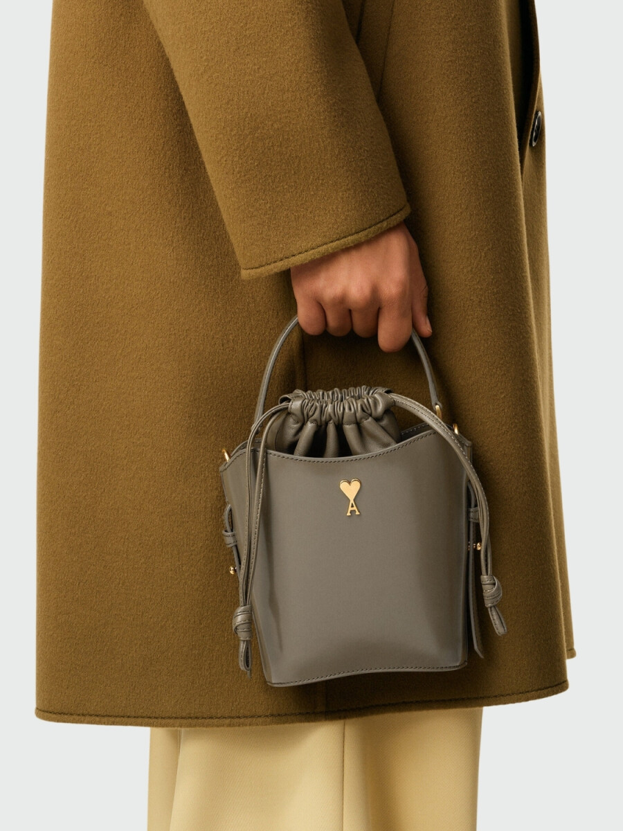 AMI PARIS - Minibolso Paris de Piel Lacada 