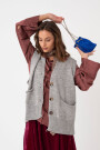 CHALECO TEJIDO CON BOTONES Gris