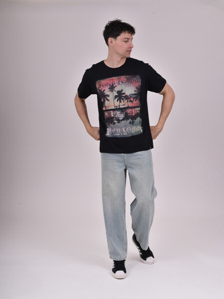 REMERA FESTIVAL NEGRO