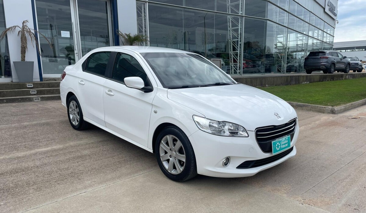 Peugeot 301 Active 1.6 - AT - 2018 Peugeot 301 Active 1.6 - AT - 2018