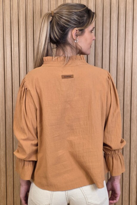 Blusa Copenhague Camel