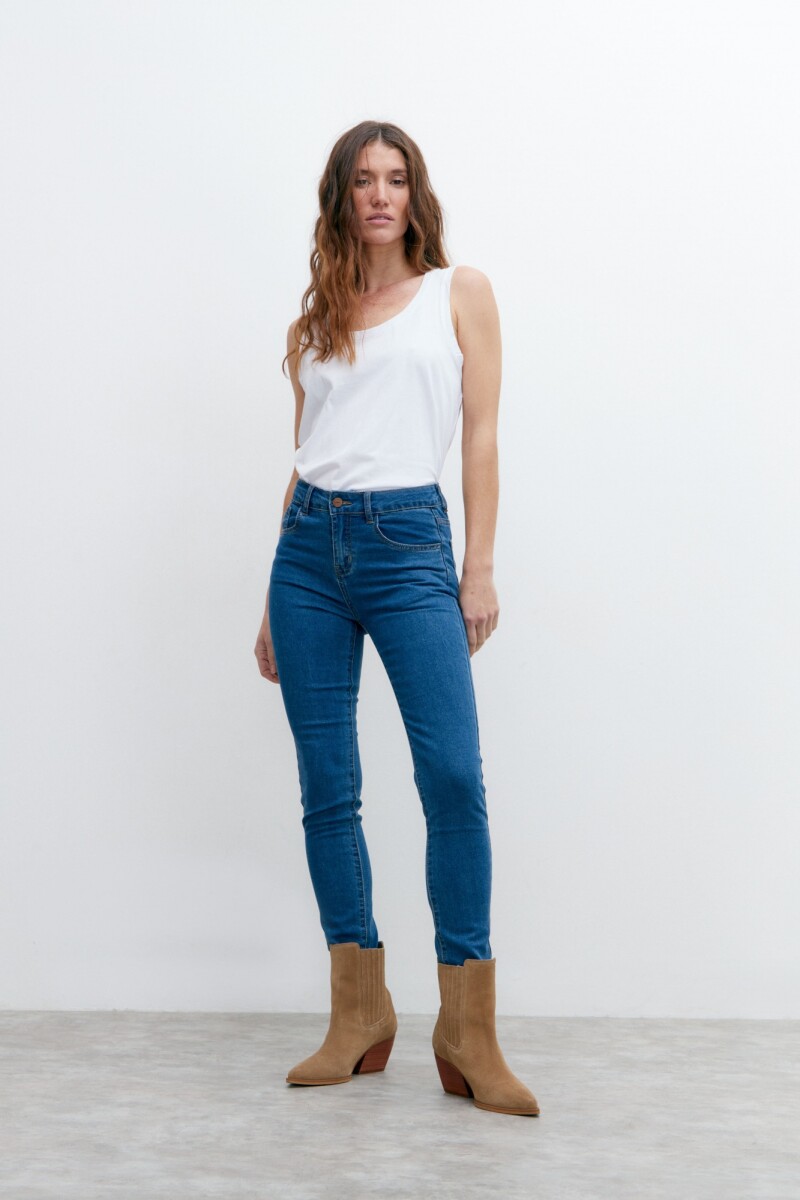 Musculosa escote a la base blanco