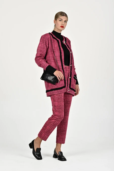 Conjunto Saco Y Pantalón Rosa Estampado