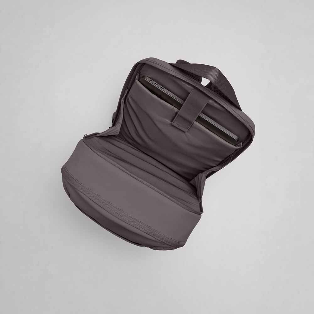 Mochila The Sleek Backpack Unisex Taupe Slate