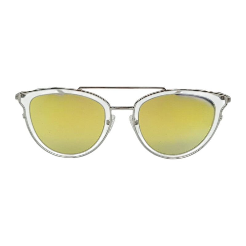 UQ061737 plateadouniforme