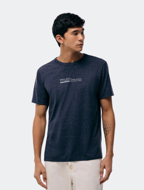 CAMISETA CON ESTAMPA GRIS