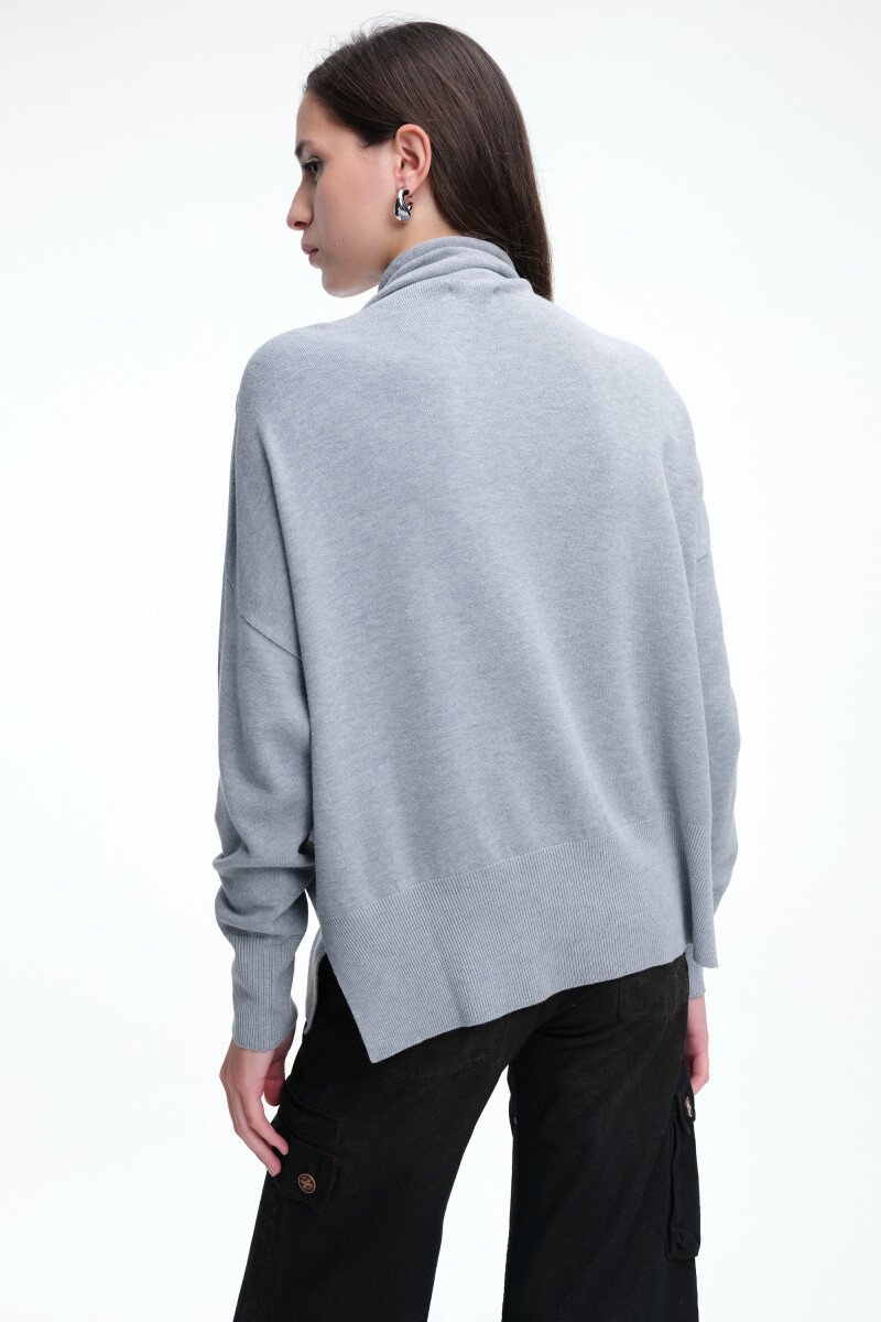 SWEATER CUELLO Gris