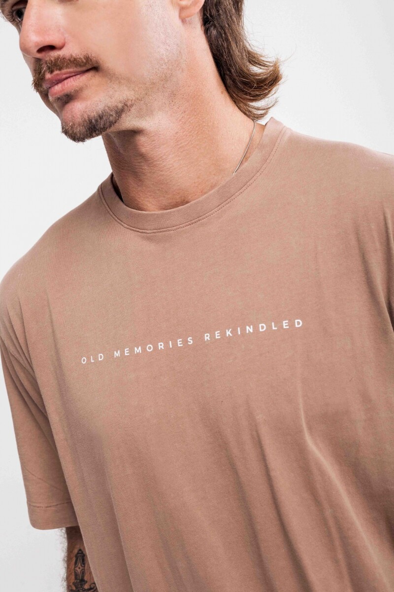 Remera Toledo Marrón