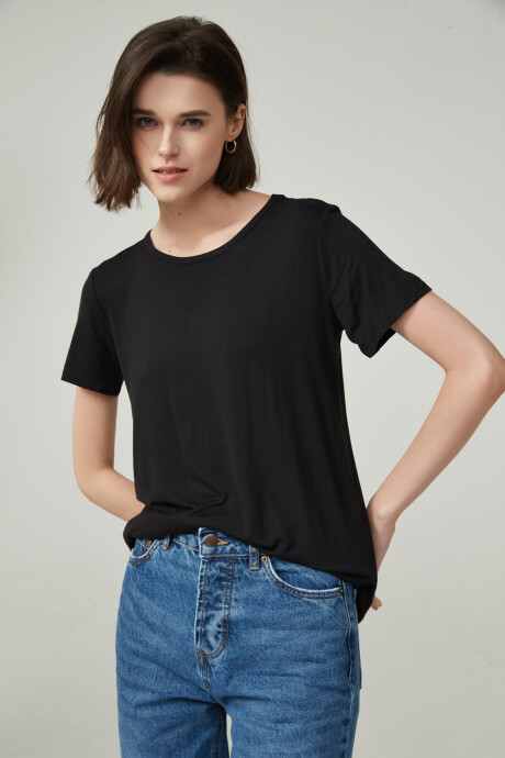 Remera Galileo Negro