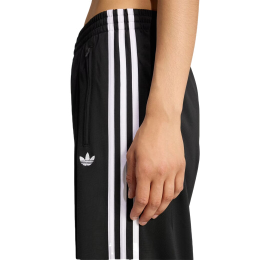 Pantalón Adidas Firebird Loose - Negro Pantalón Adidas Firebird Loose - Negro