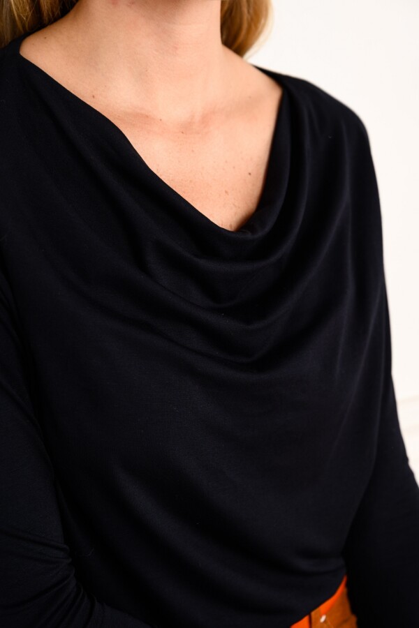 Remera Negro