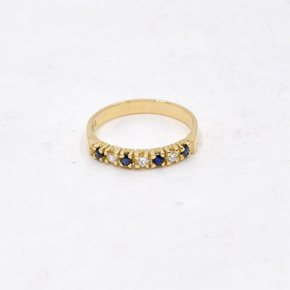 Anillo Medio Sinfin En Oro 18K Y Brillantes Anillo Medio Sinfin En Oro 18K Y Brillantes