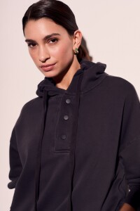 Sweater Capucha Lavado Negro Lavado