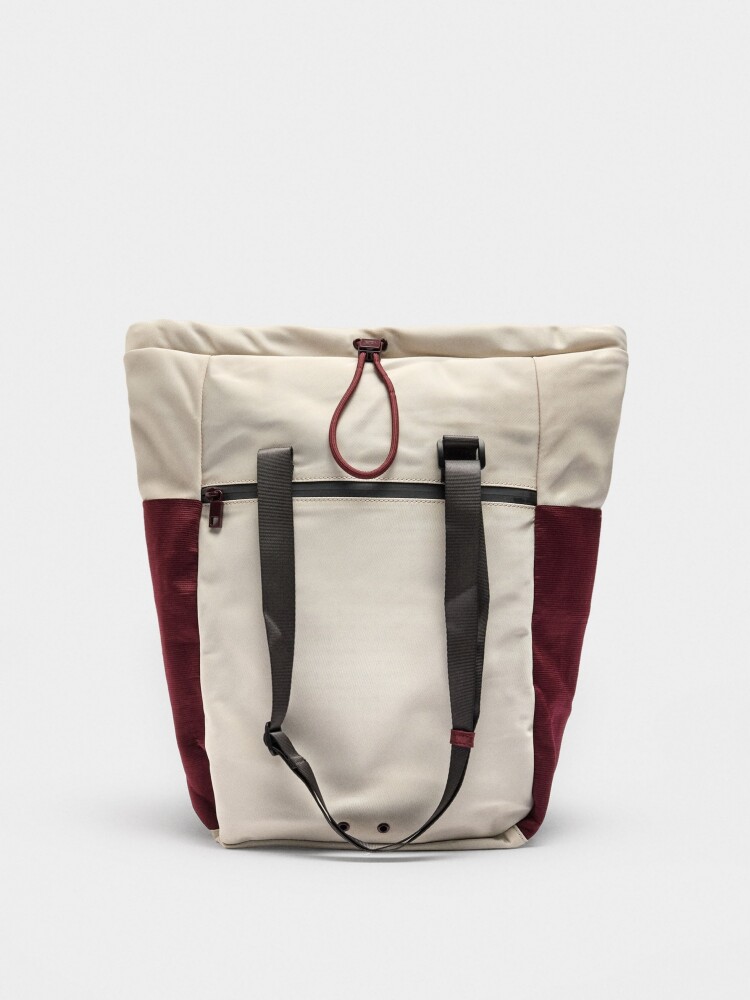 Mochila De Nylon Con Fruncido crudo