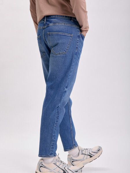 Pantalón jean slim taper Azul Medio
