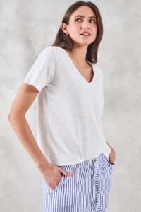 Remera Escote V Algodón Blanco