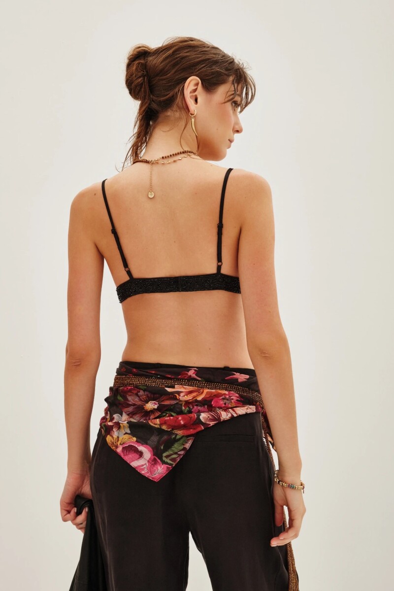 Crop Nusa Lace Negro
