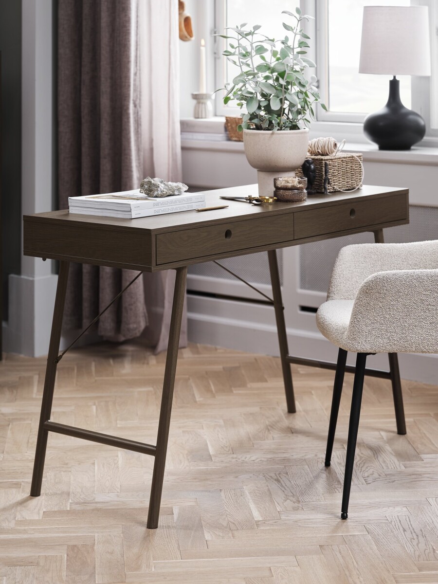 Escritorio LINDVED 48x120 roble oscuro 