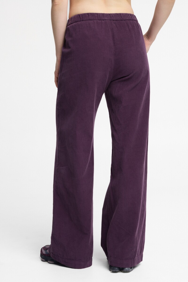 PANTALÓN RELAXED Violeta