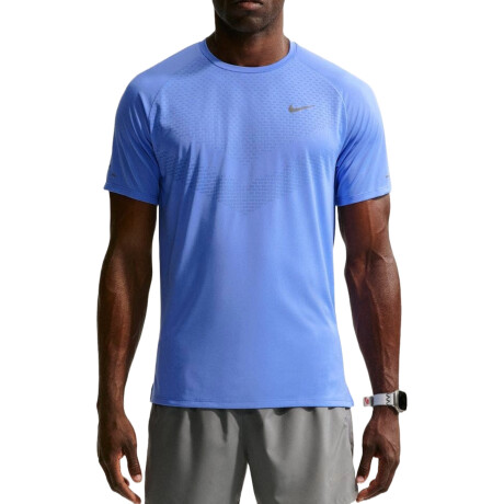 Remera Nike Stride Blue
