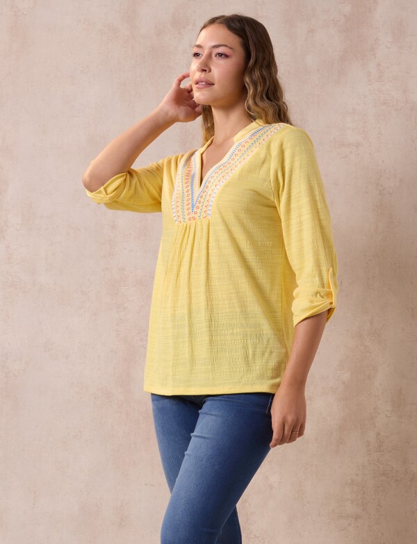 Blusa Bordada AMARILLO