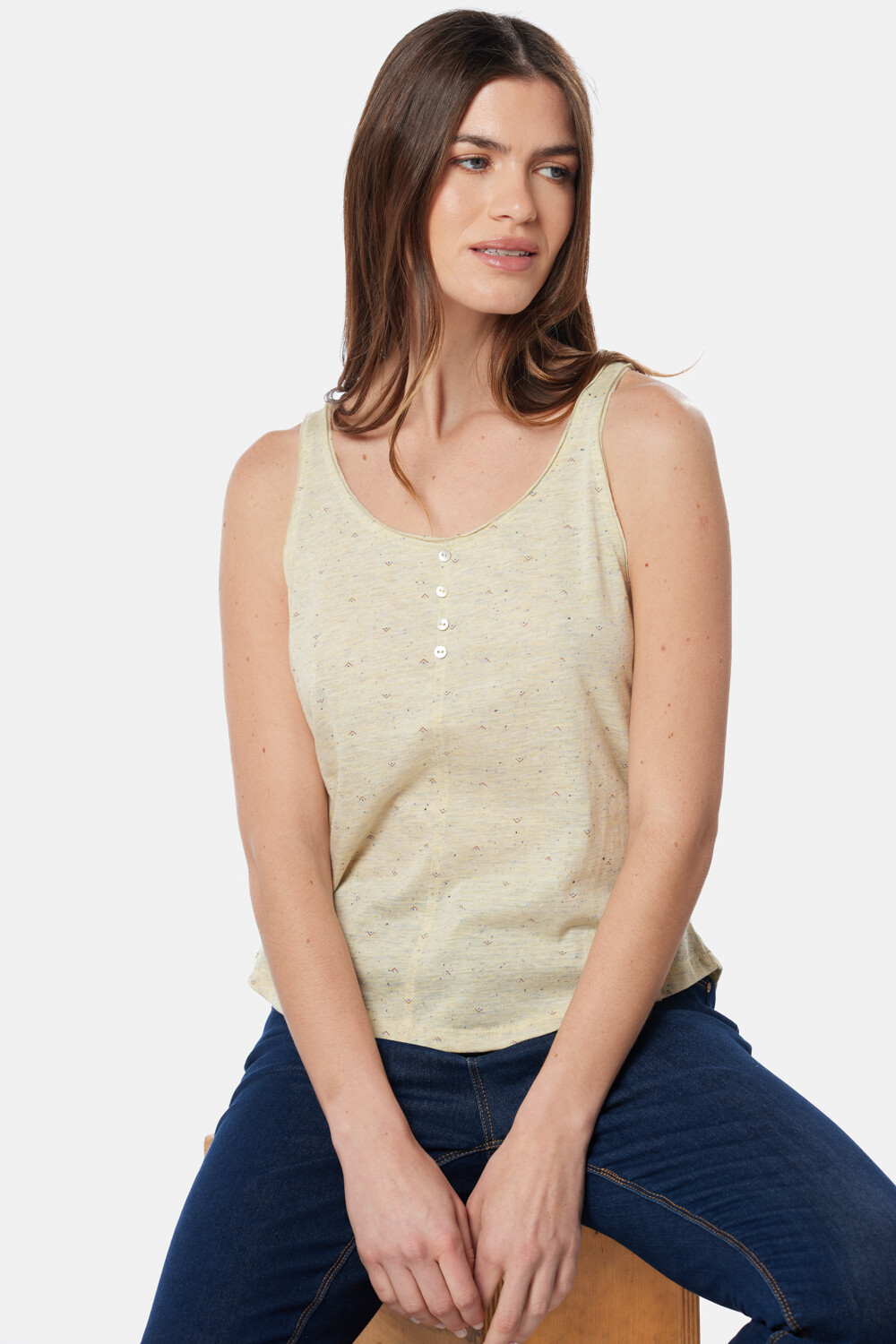 MUSCULOSA CON BOTONES Amarillo