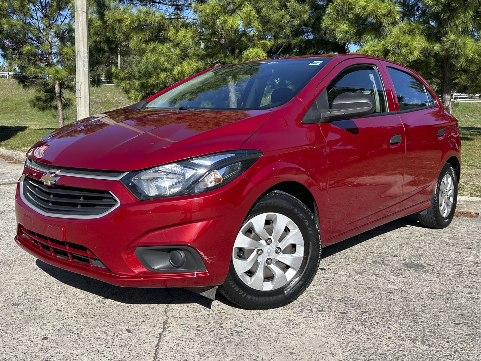 Chevrolet Onix 1.0 Extra Full | Permuta / Financia 