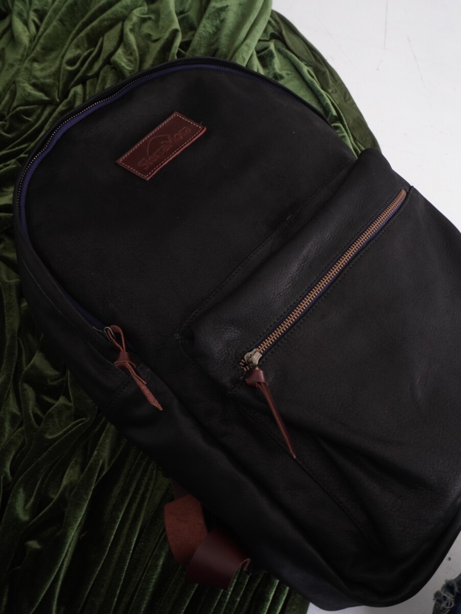 Mochila Moro - Negro Blue Zip 