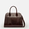 Cartera de Mano The Roots En Cuero Grabado Lagarto Marron