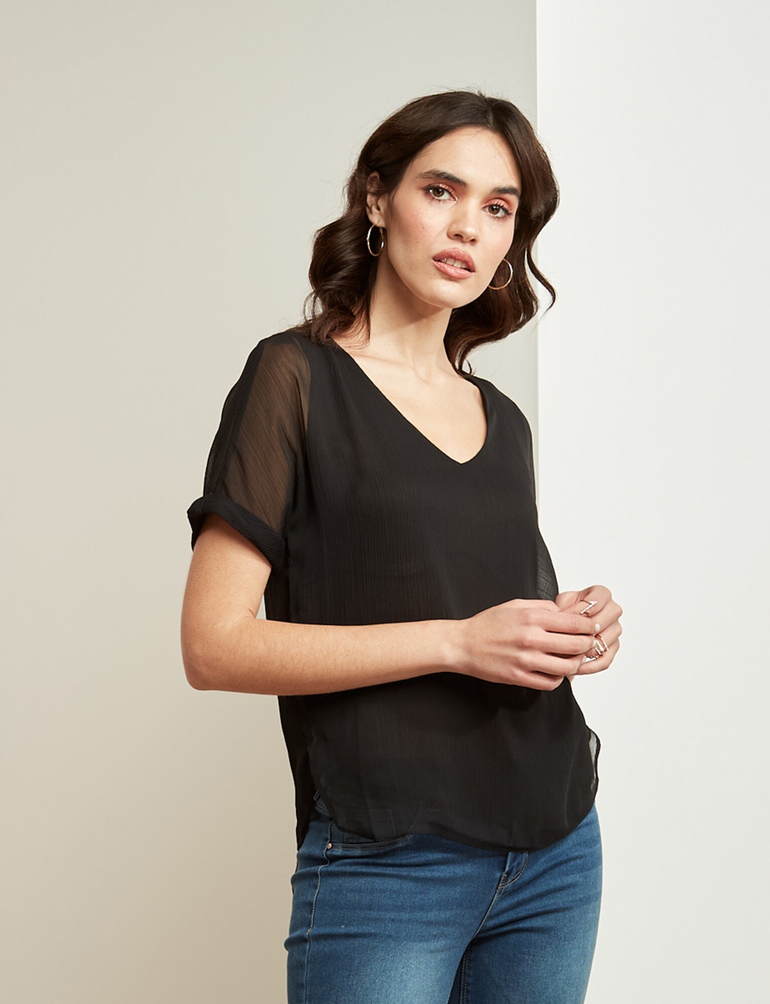 blusa de gasa negra