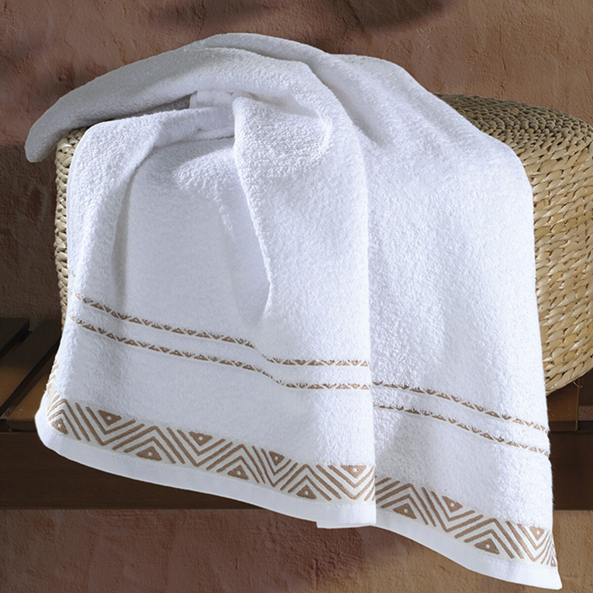 Toalla Mano Dohler Jacquard Premium 50 x 80 cm 100% Algodón - 7681 - BLANCO 