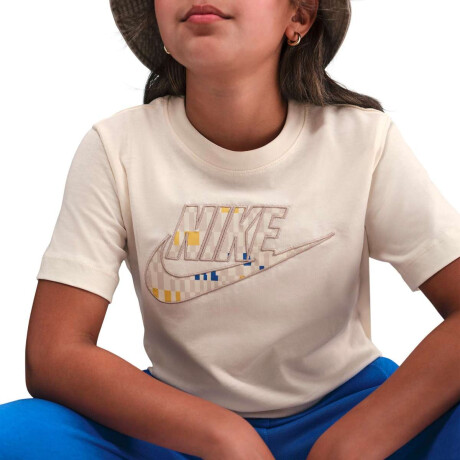 Remera Tee Club Futura Bts de Niña Gris