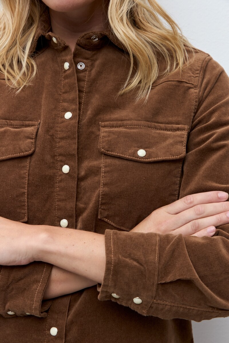 Camisa de pana tostado