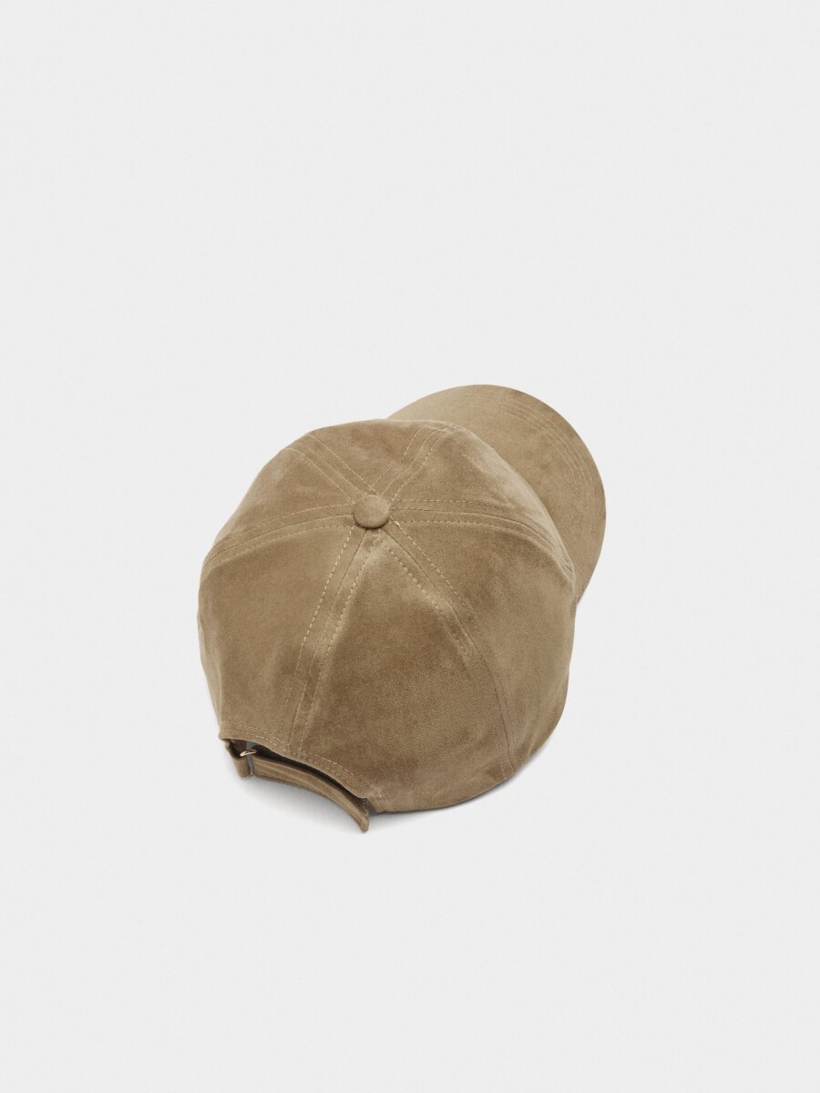 Gorra Lisa Textura Suave camel