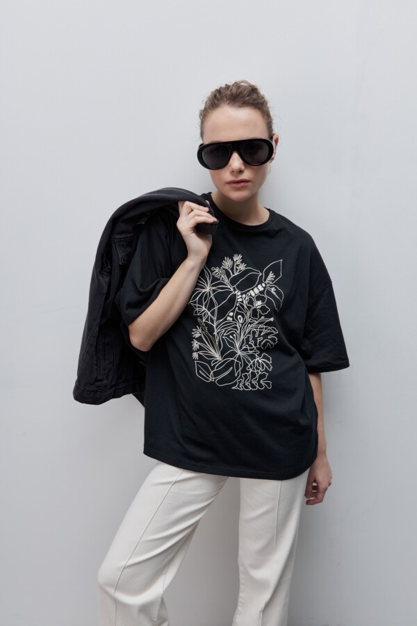 REMERA MECA Negro