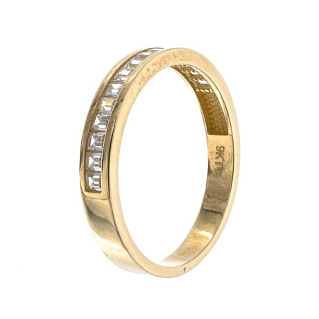 Anillo de oro 9 ktes con circonia. Anillo de oro 9 ktes con circonia.