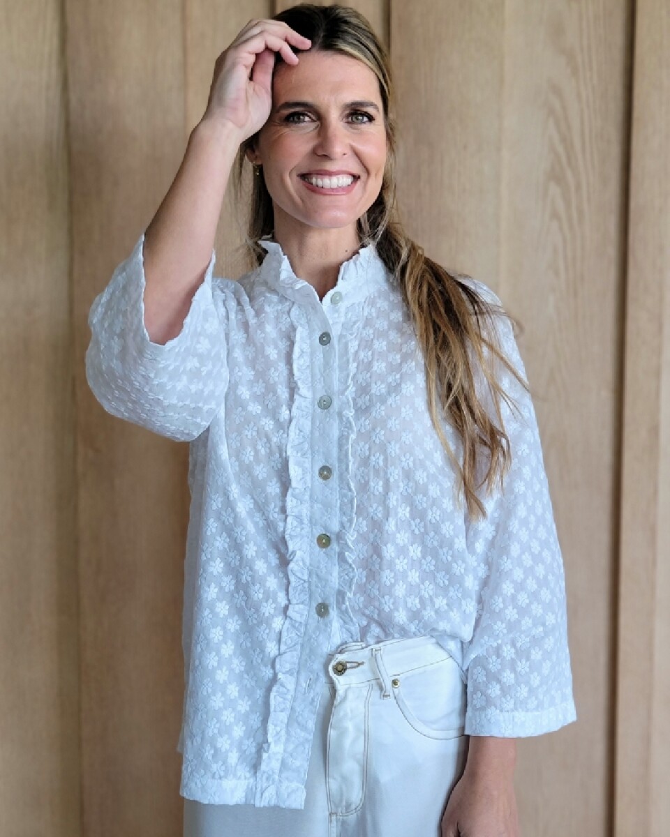 Camisa Dinamarca - Broderie flor 