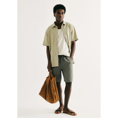 BERMUDA MASC OLIVA MEDIO