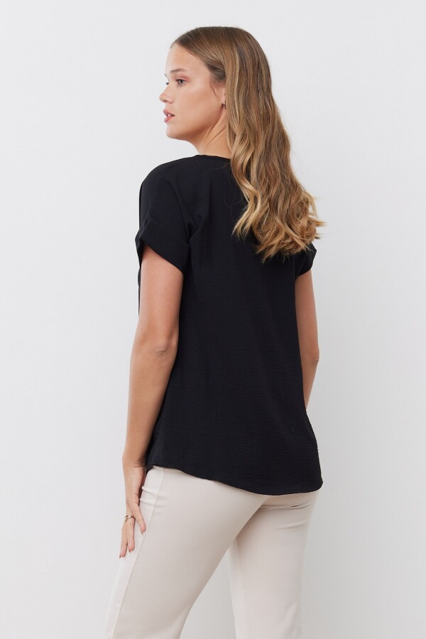 Blusa Solid NEGRO