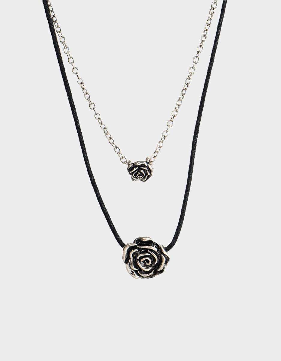 Collar Corto Con Flores Antique 