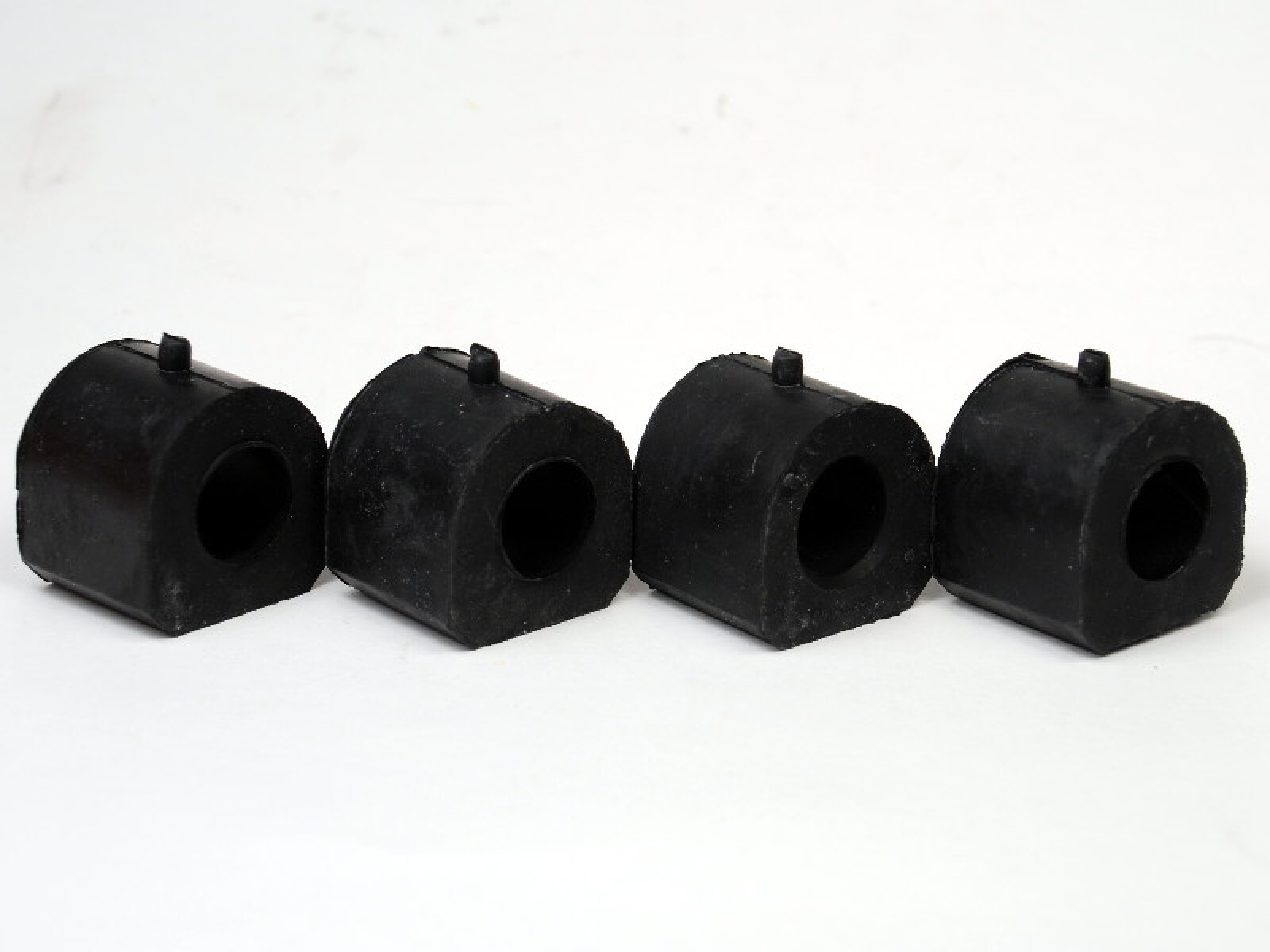 BUJE LADA KIT (X4) BUJES BARRA ESTABILIZ. LAIKA 2104/2105 - 