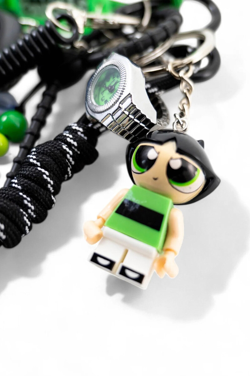 CHARM LLAVERO Negro
